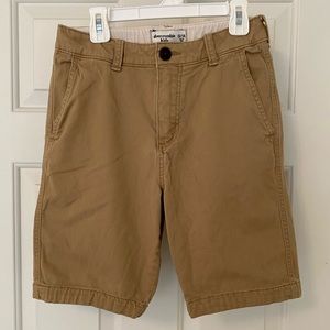 Boys Abercrombie Kids Khaki Shorts Size 13/14